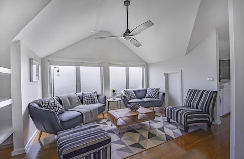Bayview Loft - Accommodation Australia 1