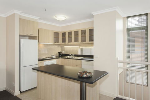 Melbourne Metropole Central Official - Accommodation Australia 16