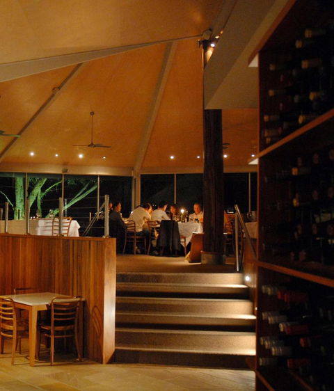 Chris\'s Beacon Point Restaurant & Villas - Accommodation Australia 7