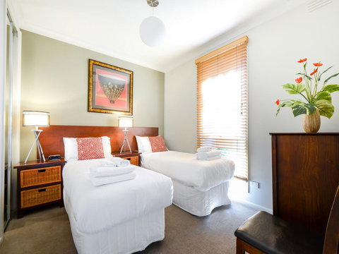 Boutique Stays Sandyside- Sandringham Villa Units - Accommodation Australia 3
