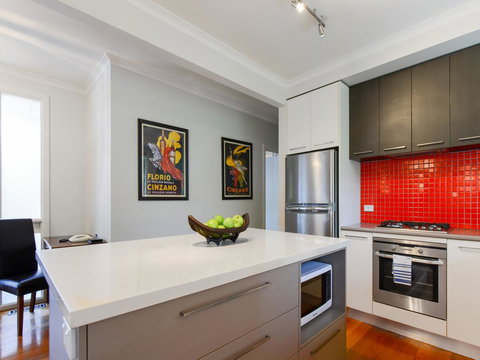 Boutique Stays Sandyside- Sandringham Villa Units - Accommodation Australia 0