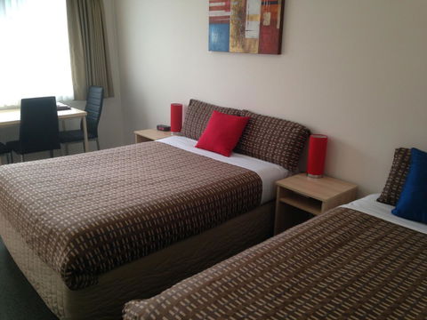 Beachcomber Motel & Apartments - Australia Shopping 34