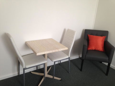 Beachcomber Motel & Apartments - Australia Shopping 27