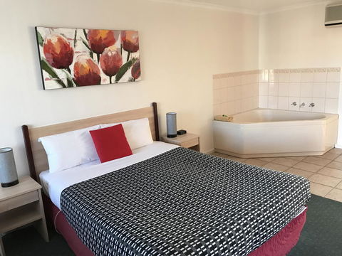 Beachcomber Motel & Apartments - Australia Shopping 0