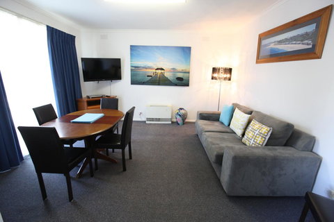 Mornington Motel - Local Tourism 19