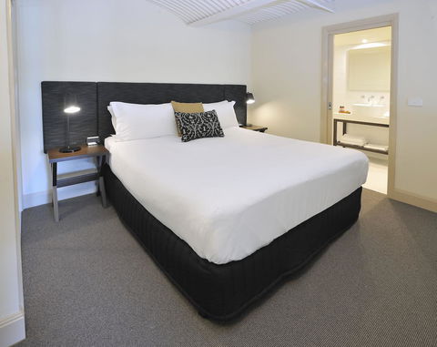 Grand Hotel Melbourne - Local Tourism 2