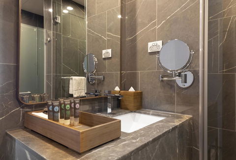 Novotel Melbourne Central - Local Tourism 5
