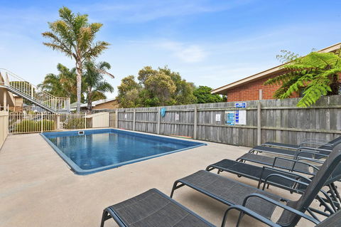 Allambi Holiday Apartments - Australia Shopping 16