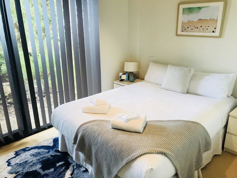 Ocean View Treetops Retreat - Accommodation Australia 2