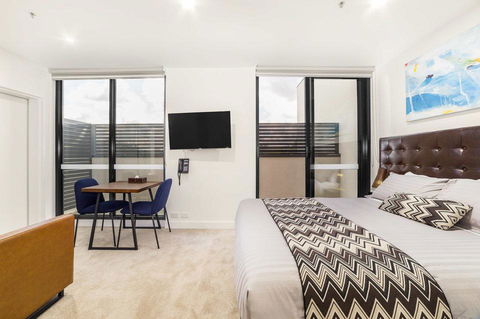 Whitehorse Apartments Hotel - Accommodation Australia 21