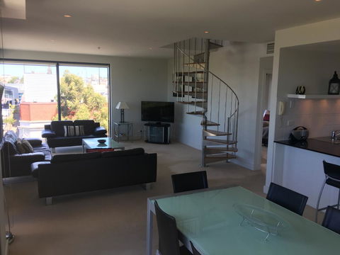 Geelong Waterfront Penthouse Apartment - Accommodation Australia 10