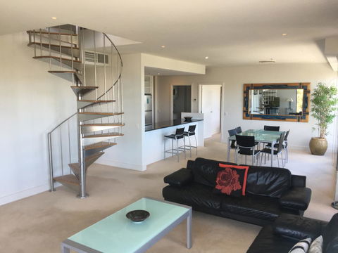 Geelong Waterfront Penthouse Apartment - Accommodation Australia 3
