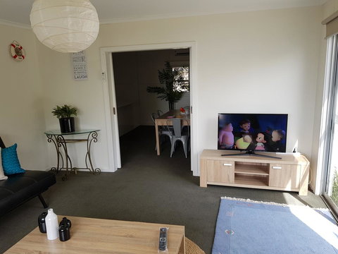 Dromana Holiday Beach House - Local Tourism 11