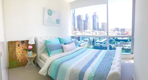 La Maison - Great View, Free Parking, Pool, Gym, Perfectly Located 2BR Apartment - Local Tourism 3