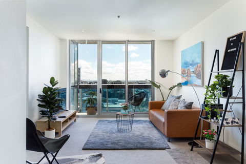 La Maison - Great View, Free Parking, Pool, Gym, Perfectly Located 2BR Apartment - Local Tourism 9