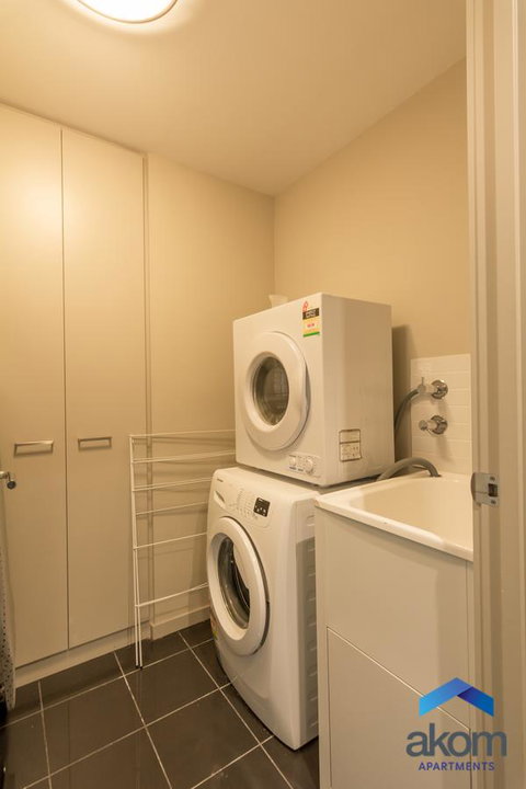 AKOM AT Docklands - Accommodation Australia 28