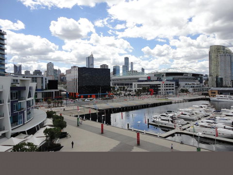 AKOM AT Docklands - Accommodation Australia 42