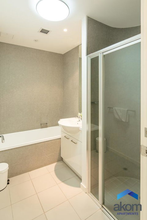 AKOM AT Docklands - Accommodation Australia 13