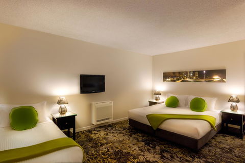 City Limits Hotel Apartments - Local Tourism 8