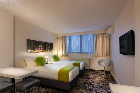 City Limits Hotel Apartments - Local Tourism 6