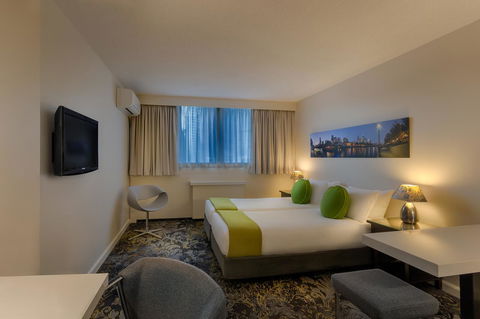City Limits Hotel Apartments - Local Tourism 7