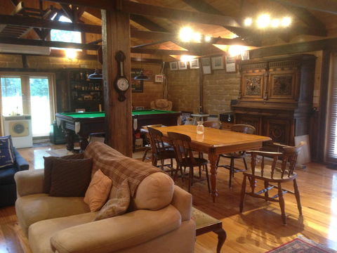 Mud Hollow Barn - Local Tourism 5