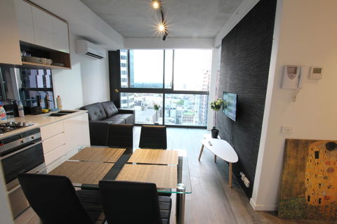 Carlson View Serviced Apartments - Local Tourism 12