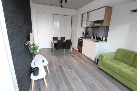 Carlson View Serviced Apartments - Local Tourism 13