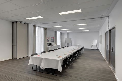 Travelodge Hotel Melbourne Docklands - Accommodation Australia 17
