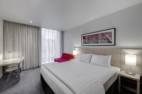 Travelodge Hotel Melbourne Docklands - Accommodation Australia 0