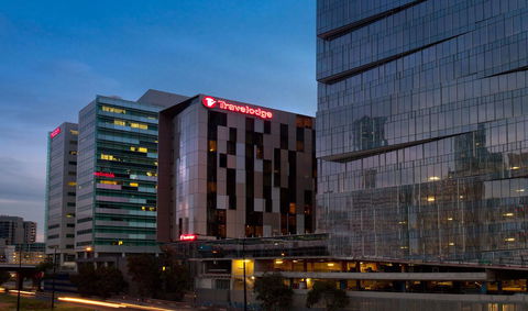 Travelodge Hotel Melbourne Docklands - Accommodation Australia 23