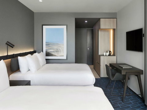 Vibe Hotel Melbourne Docklands - Accommodation Australia 11