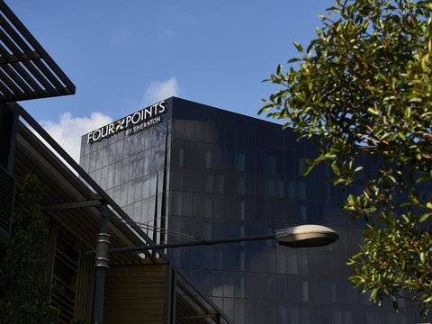 Vibe Hotel Melbourne Docklands - Accommodation Australia 20