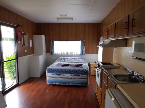 Echo Beach Tourist Park - Accommodation Australia 21