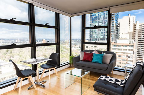 Executive Stay Little Collins Street - Local Tourism 0