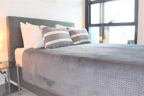 Executive Stay Little Collins Street - Local Tourism 13