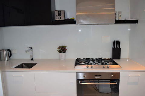 Executive Stay Little Collins Street - Local Tourism 3