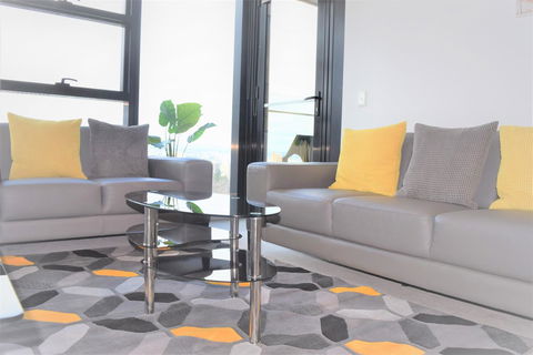 Executive Stay Little Collins Street - Local Tourism 8