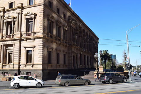 Executive Stay Little Collins Street - Local Tourism 27