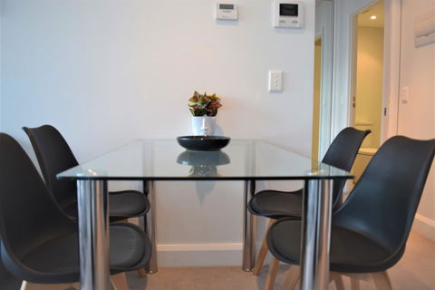 Executive Stay Little Collins Street - Local Tourism 10