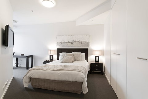 Docklands Private Collection - NEWQUAY - Accommodation Australia 44