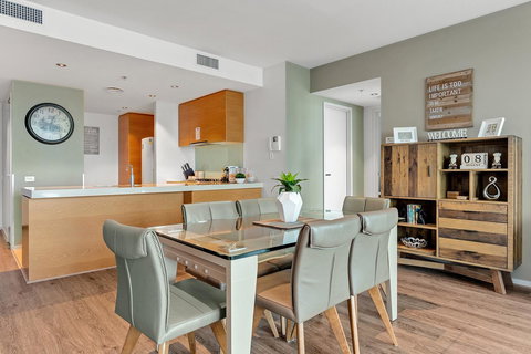 Docklands Private Collection - NEWQUAY - Accommodation Australia 1