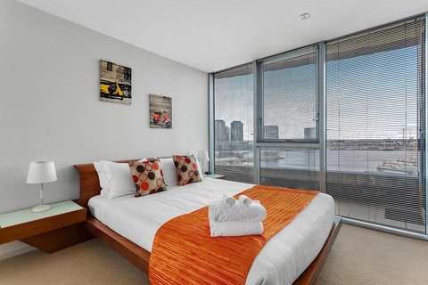 Docklands Private Collection - NEWQUAY - Accommodation Australia 4