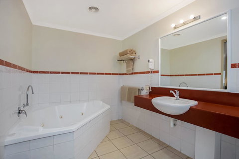 Comfort Inn Warrnambool International - Accommodation Australia 11