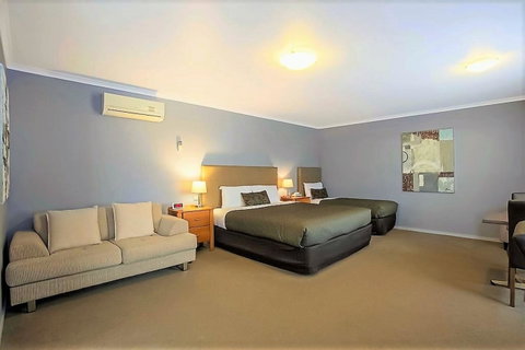 Comfort Inn Warrnambool International - Accommodation Australia 24