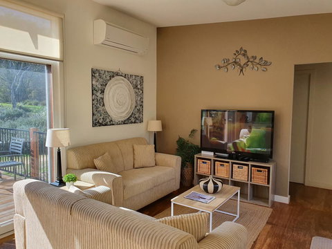 Rural 5 Star Villa\'s With Resort Amenities - Accommodation Australia 3