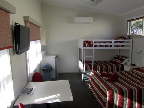 The Highlander Motel - 24HR Check In - Australia Shopping 21
