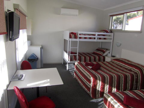 The Highlander Motel - 24HR Check In - Australia Shopping 22