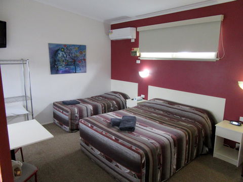 The Highlander Motel - 24HR Check In - Australia Shopping 3