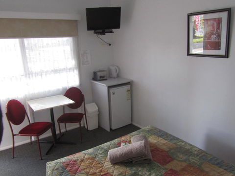 The Highlander Motel - 24HR Check In - Australia Shopping 11